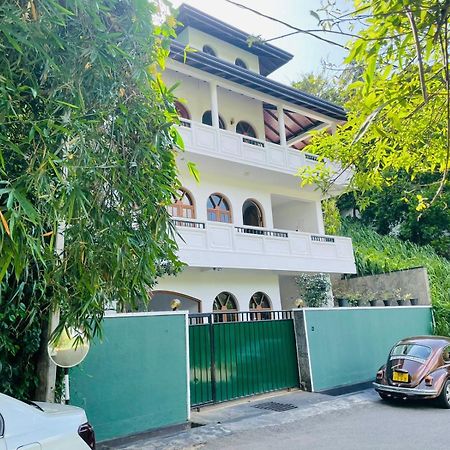 Villa Nine Κάντι Εξωτερικό φωτογραφία