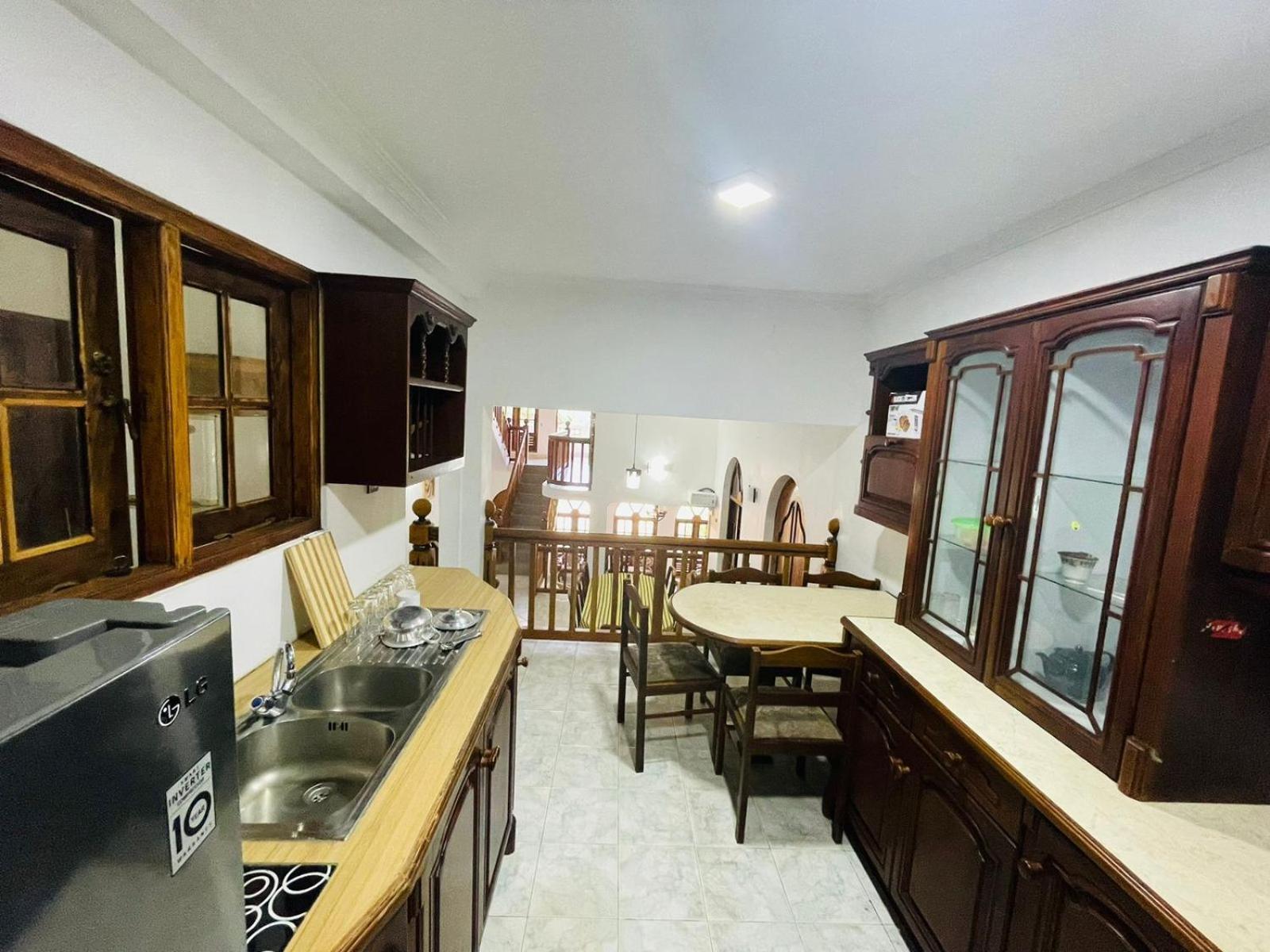 Villa Nine Κάντι Εξωτερικό φωτογραφία